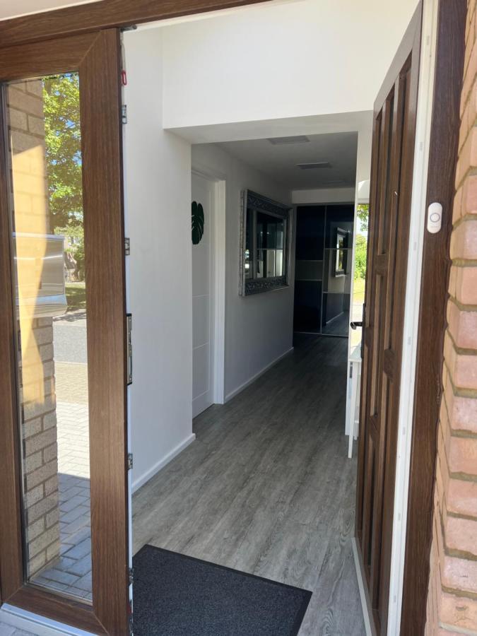 Studio In Private House Near Central Milton Keynes Apartment Luaran gambar