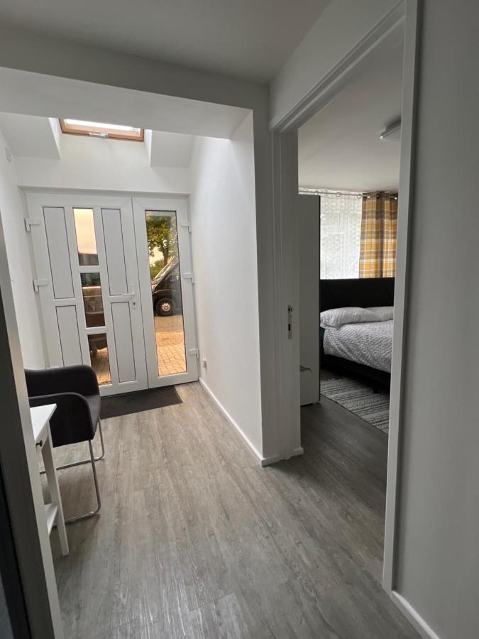 Studio In Private House Near Central Milton Keynes Apartment Luaran gambar