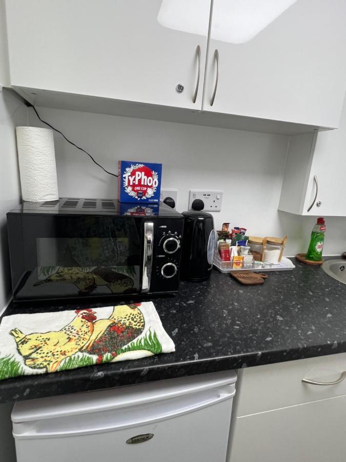 Studio In Private House Near Central Milton Keynes Apartment Luaran gambar